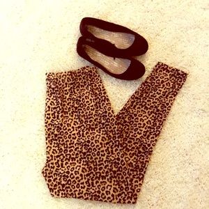 Leopard print leggings